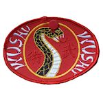 Wushu met Slang Embleem - rood